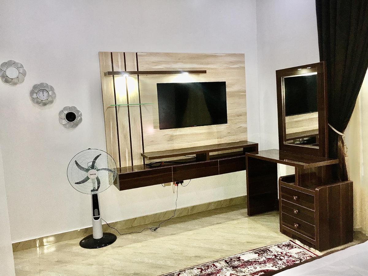 De-Omega Homes - Serviced Apartment Jahi, Αμπούζα Εξωτερικό φωτογραφία